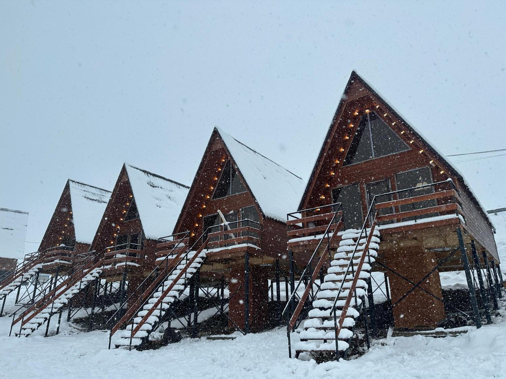 Tuyo Cottages Гудаури Экстерьер фото
